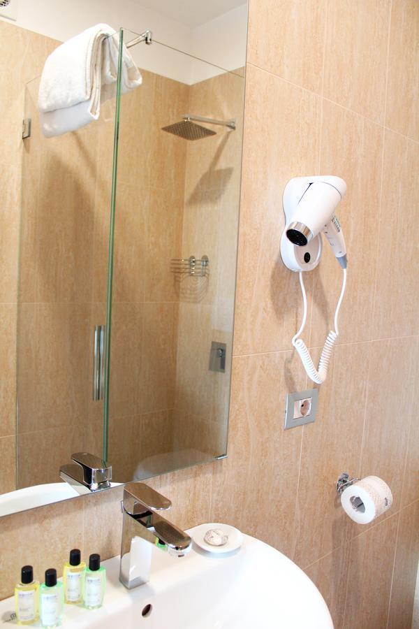 Dolcedorme Garni Otel Parma Dış mekan fotoğraf