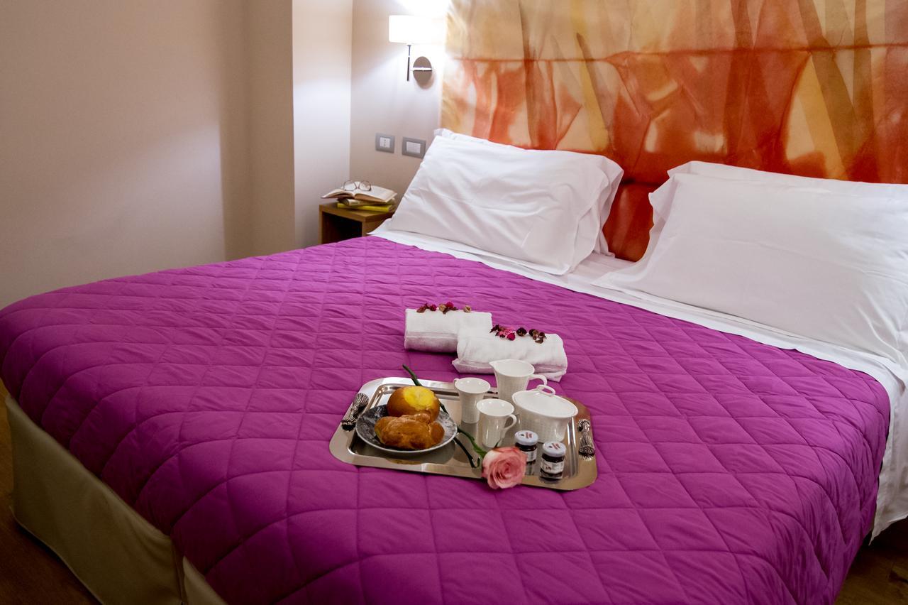 Dolcedorme Garni Otel Parma Dış mekan fotoğraf